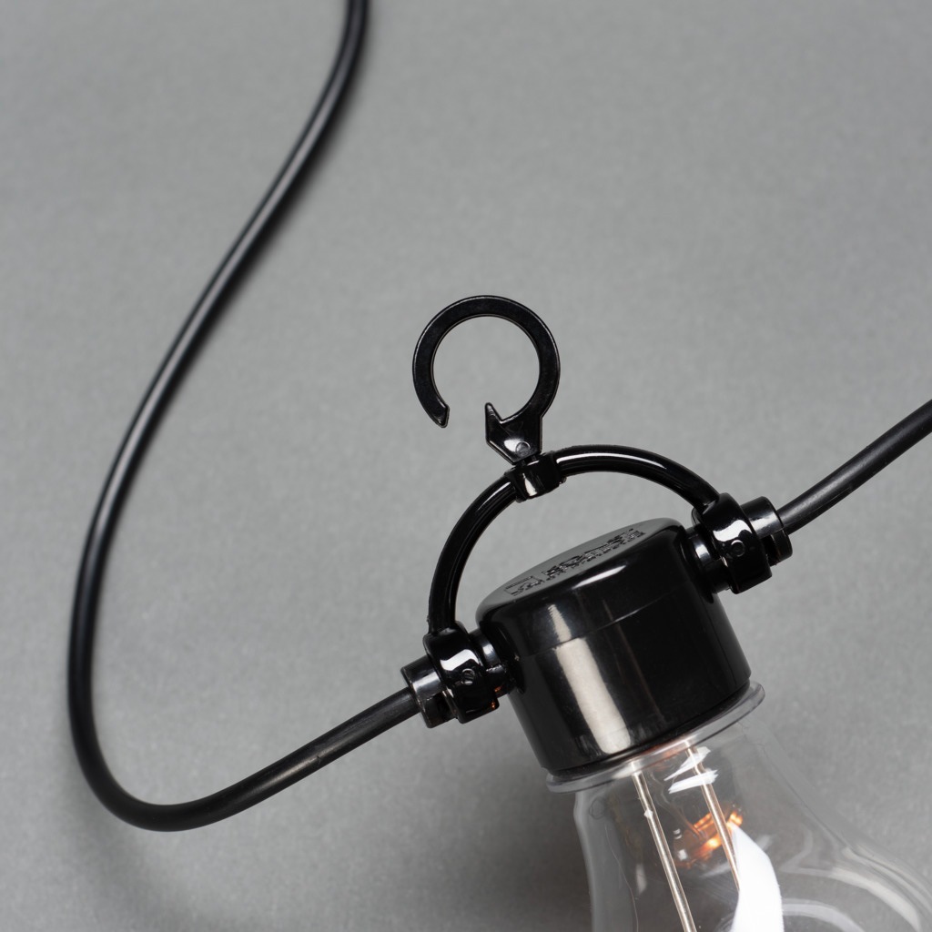 FEESTSLINGER + kapjes 10XE27 20M DIM