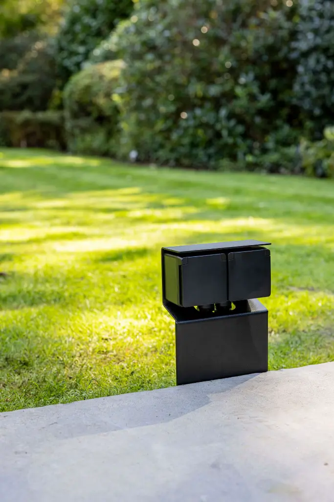 HYD_garden post essential_black_18.webp