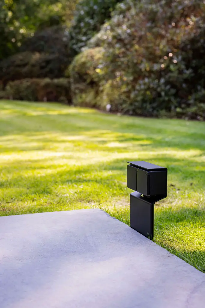 HYD_garden post essential_black_15.webp