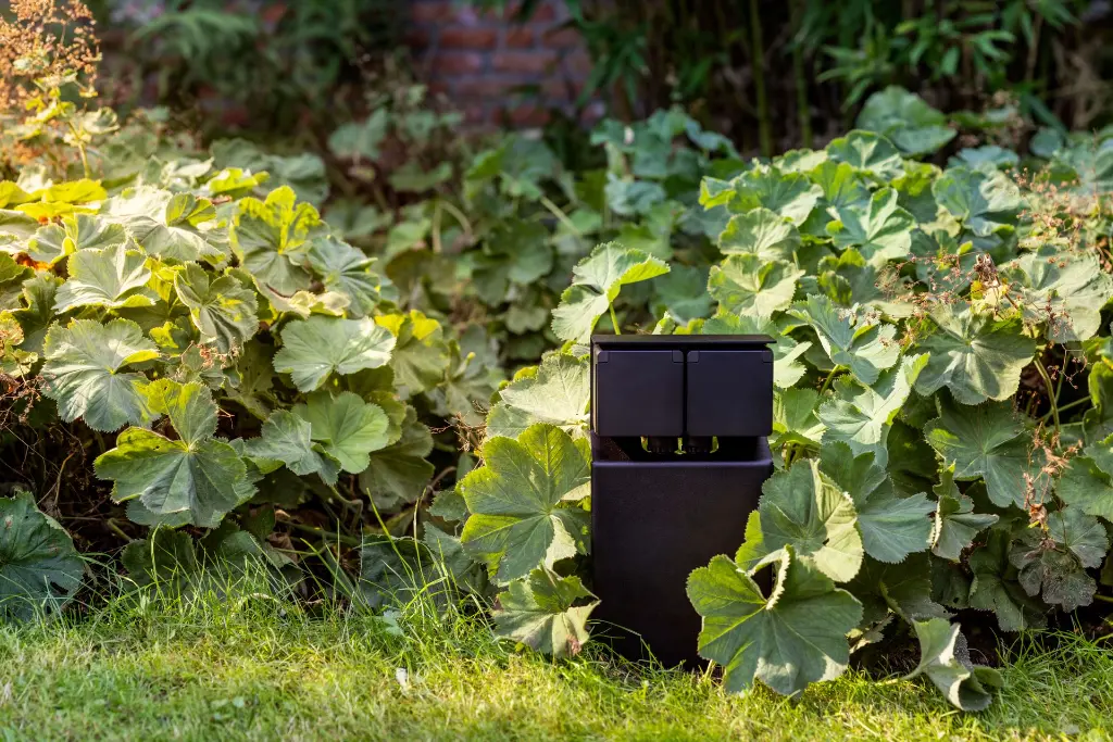 HYD_garden post essential_black_23.webp